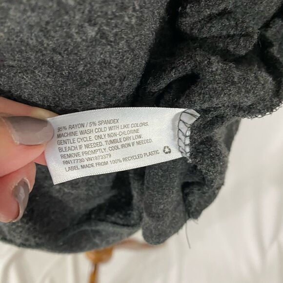 A New Day Twisted Front Sweatshirt - Picture 6 of 6